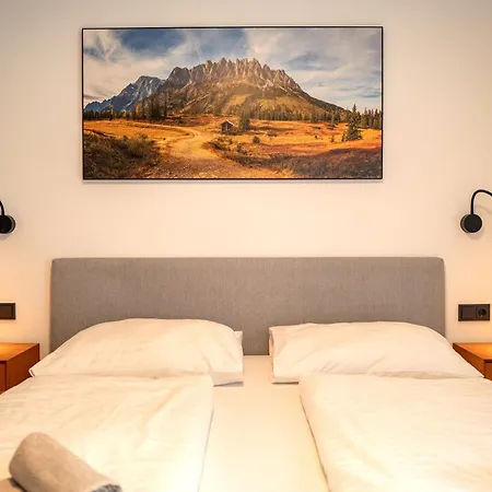 Vali Hochkoenig By We Rent * ديتن ام هوكونغ