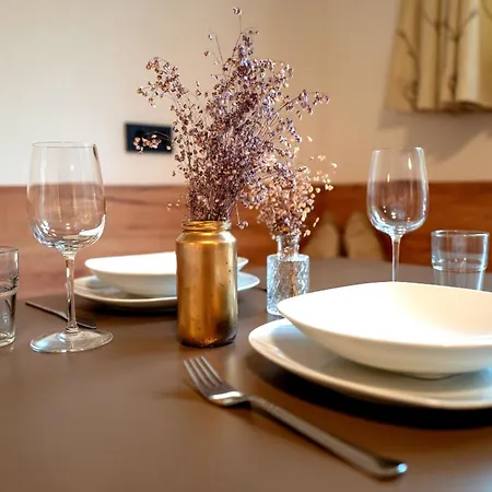 Vali Hochkoenig By We Rent * ديتن ام هوكونغ